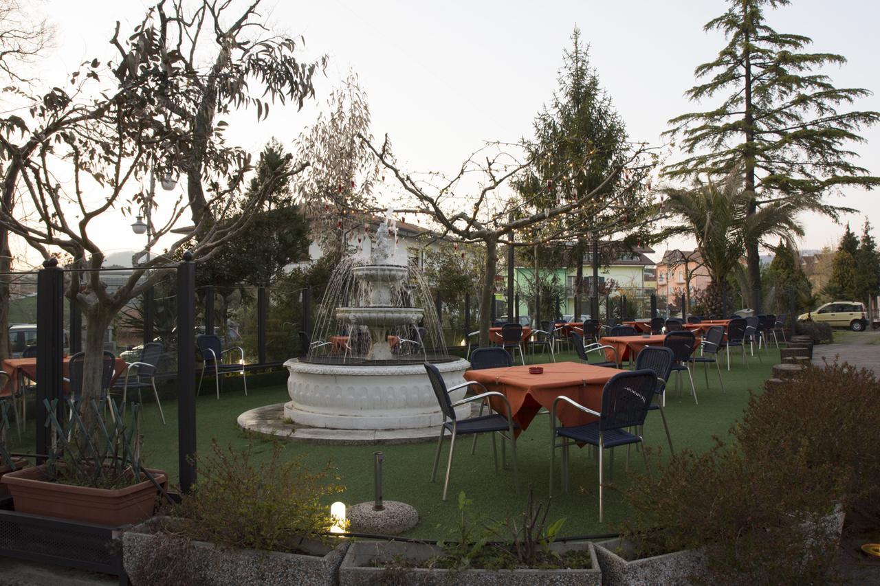 Ristorante Albergo Gerardo Di Masi Caposele Kültér fotó