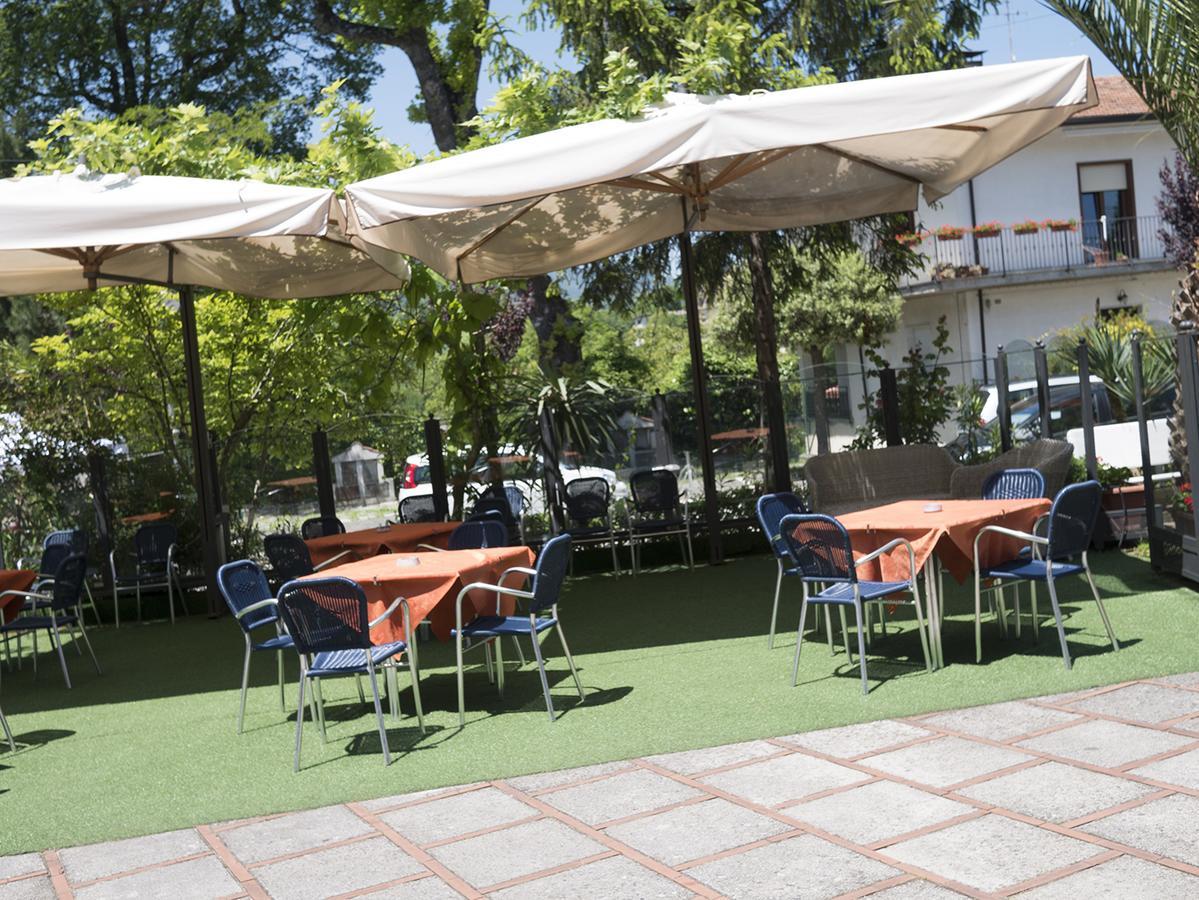 Ristorante Albergo Gerardo Di Masi Caposele Kültér fotó